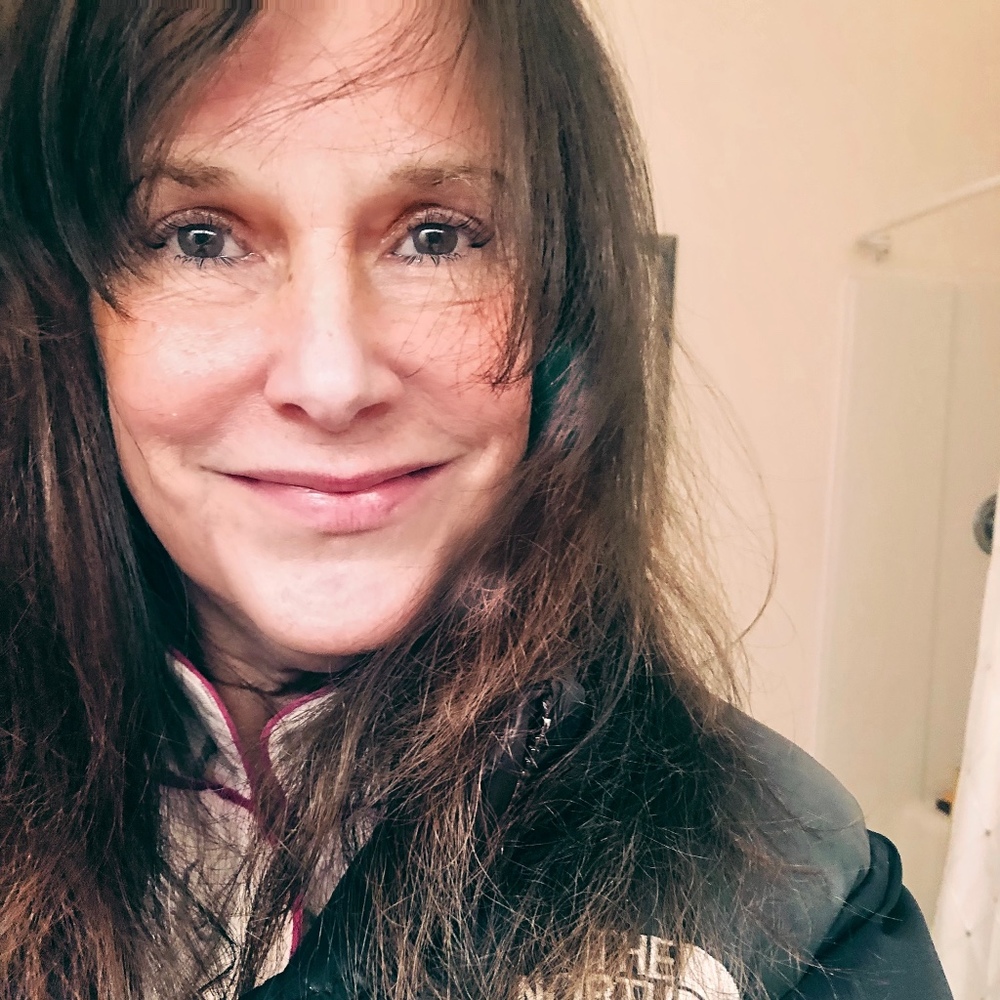 Meet your Posher, Deborah